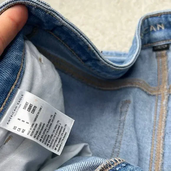 American Eagle Stretch Light Wash Distressed Jeans 8 Short - Picture 4 of 7